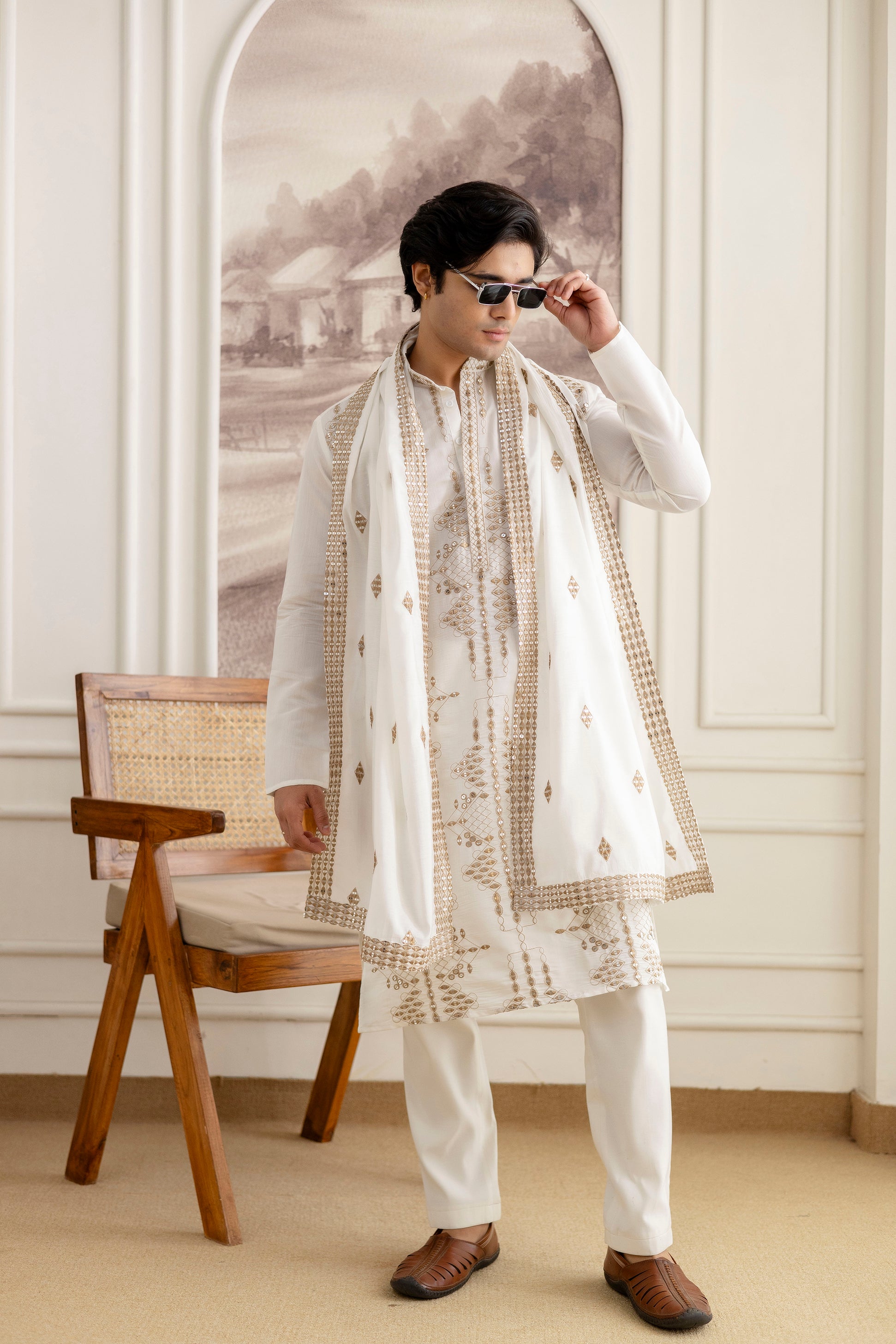 Embroidery Silk Kurta For Man with Dupatta