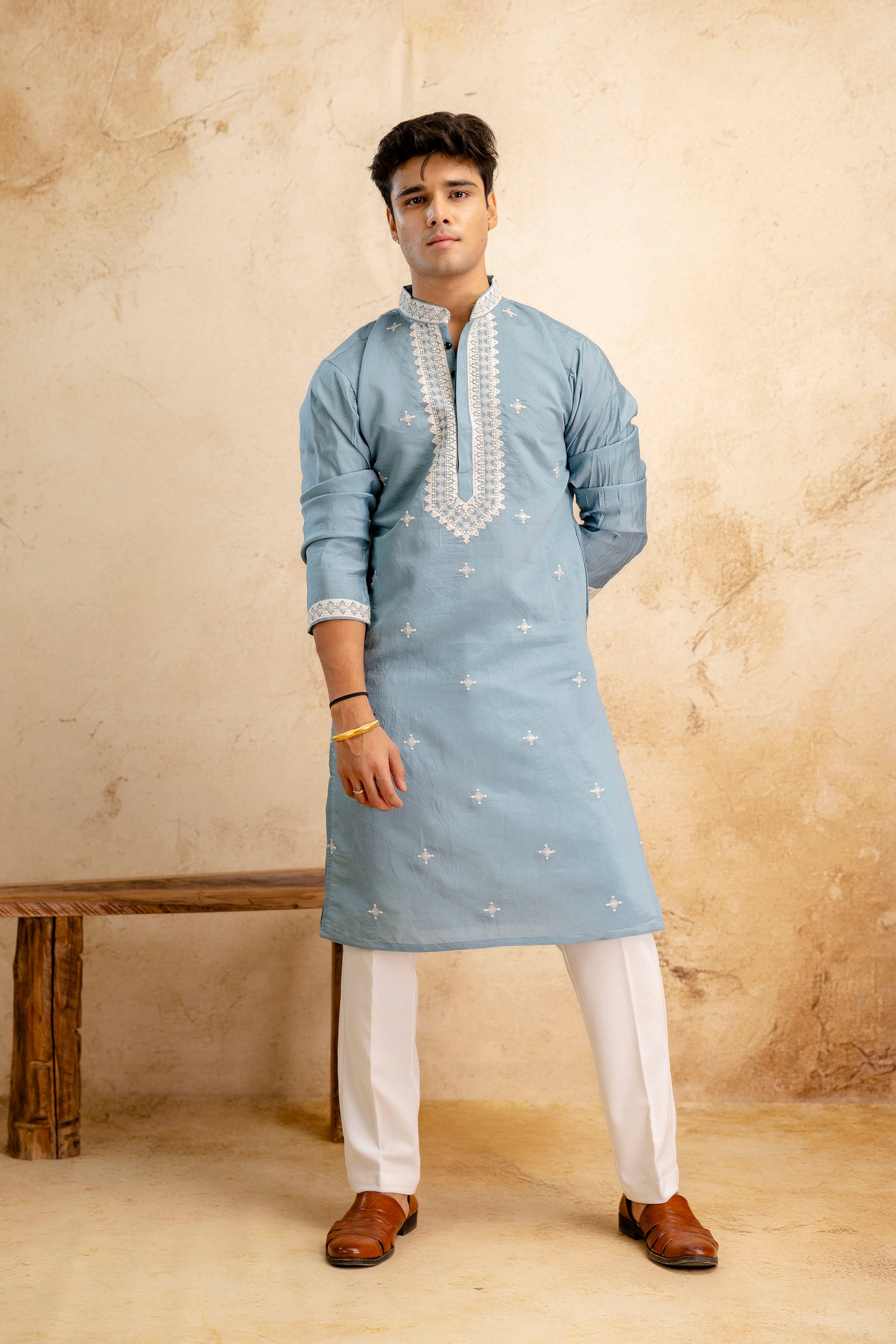 EMBROIDERED & SEQUIN KURTA WITH NECK
