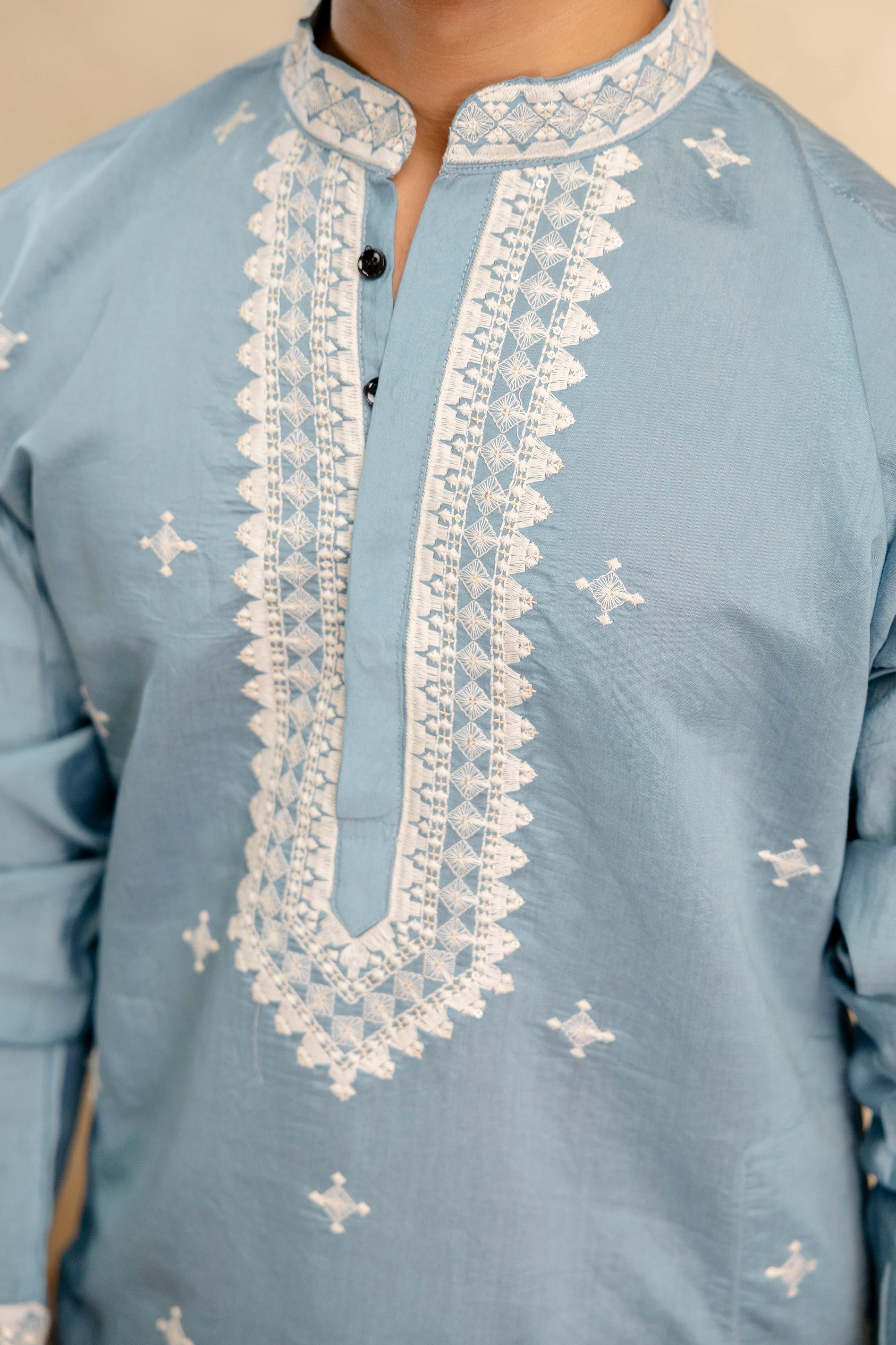 EMBROIDERED & SEQUIN KURTA WITH NECK