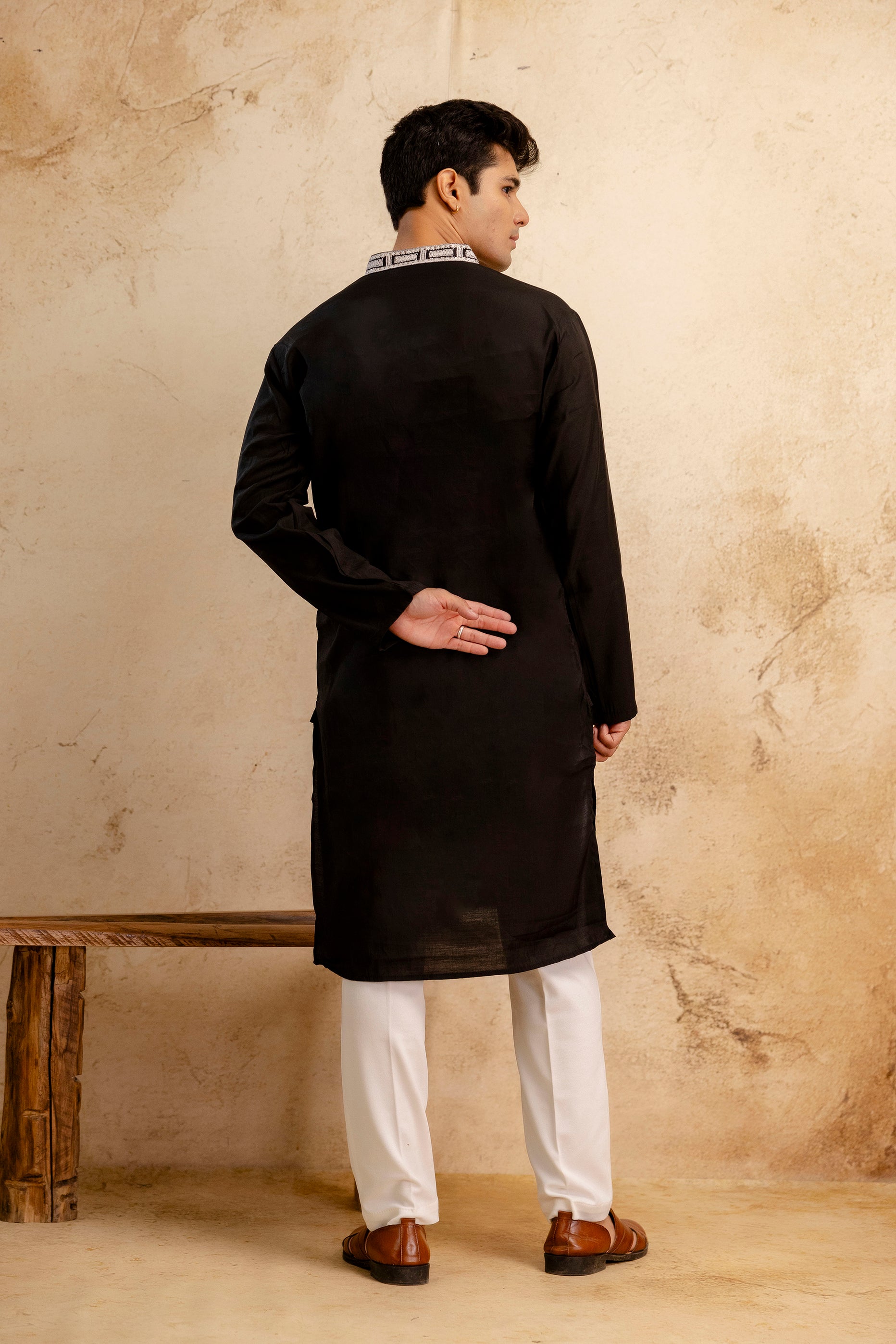EMBROIDERED & SEQUIN KURTA WITH NECK
