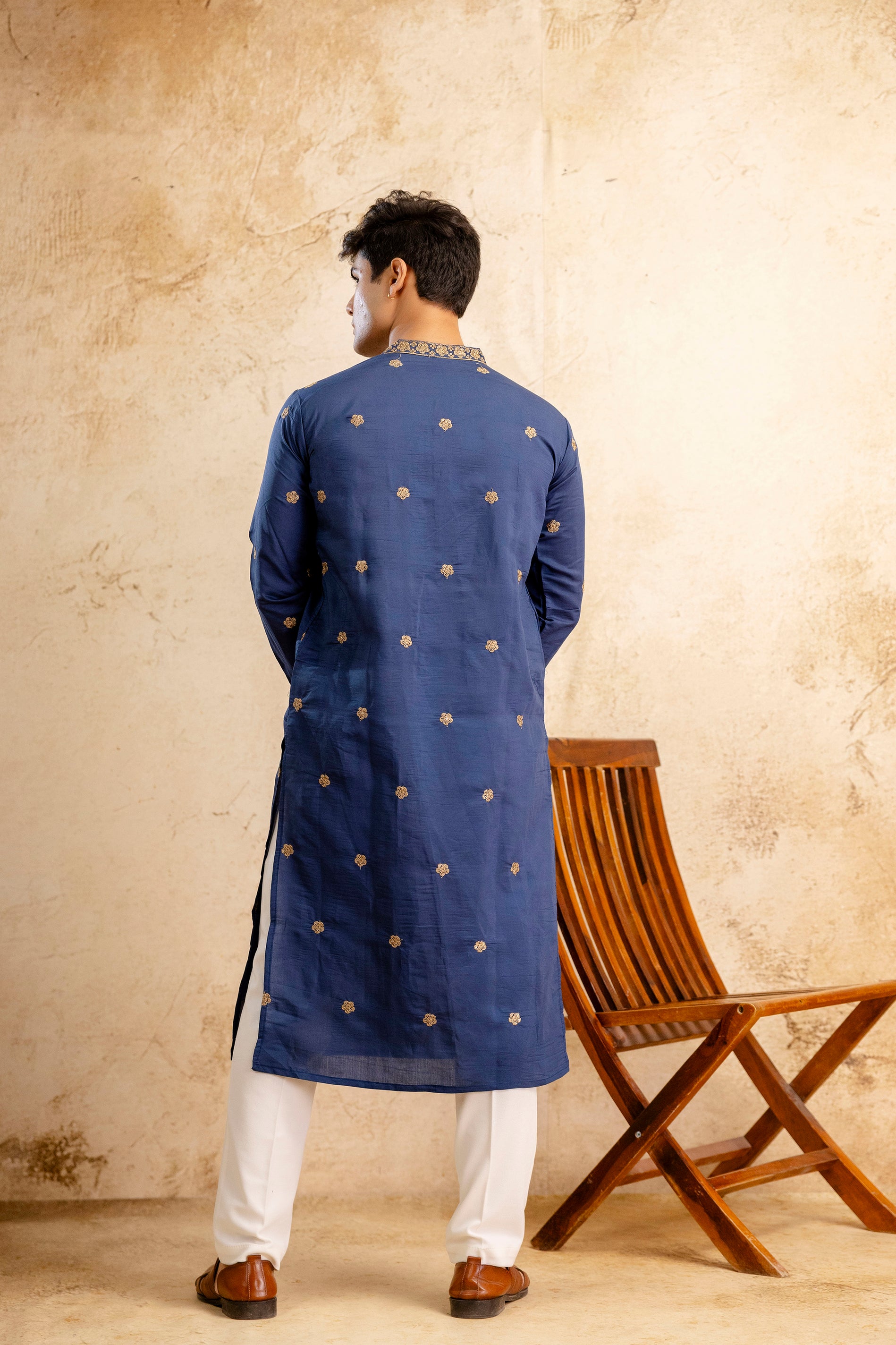 Embroidered Blue Silk Blend Kurta For Man