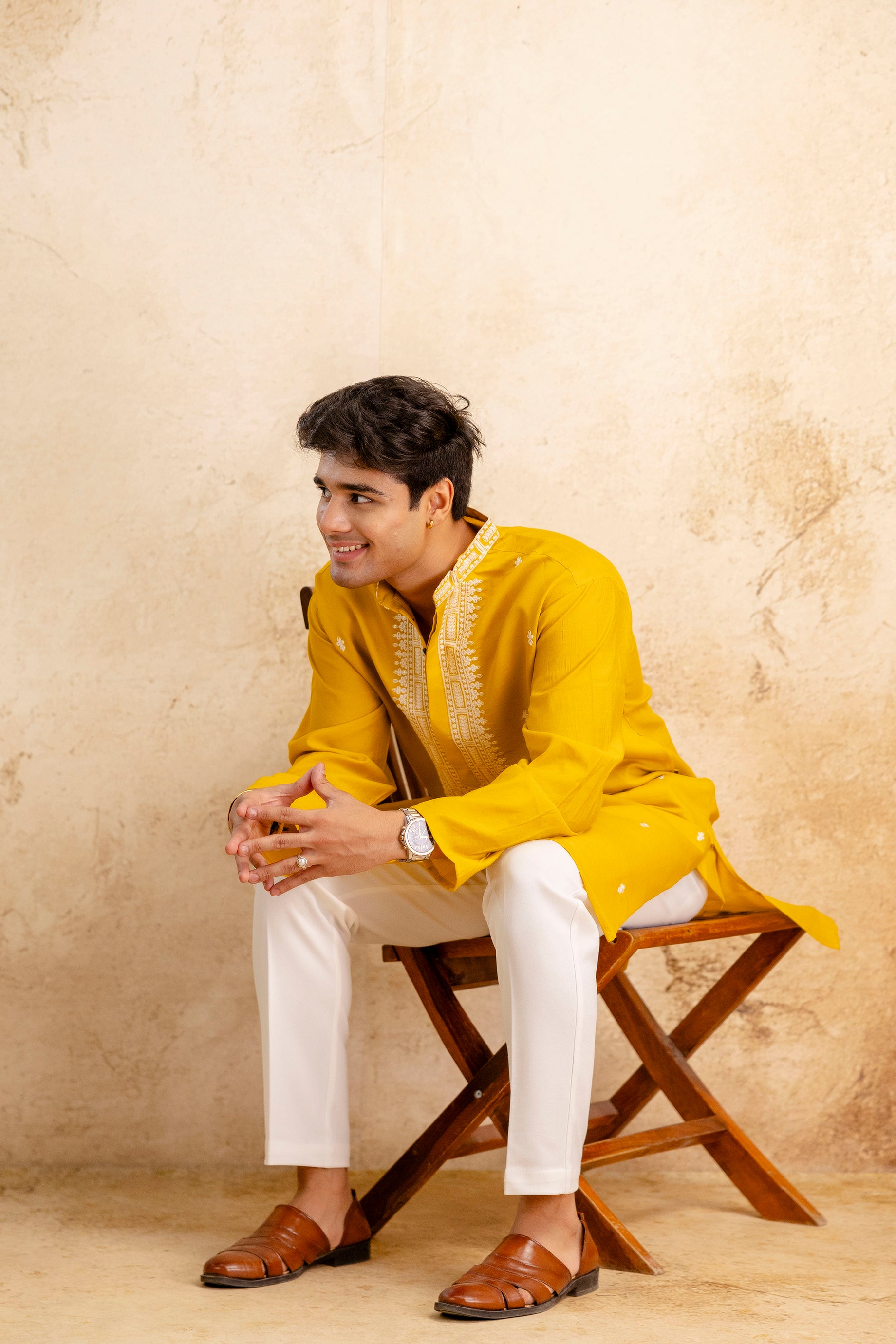 EMBROIDERED & SEQUIN KURTA WITH NECK