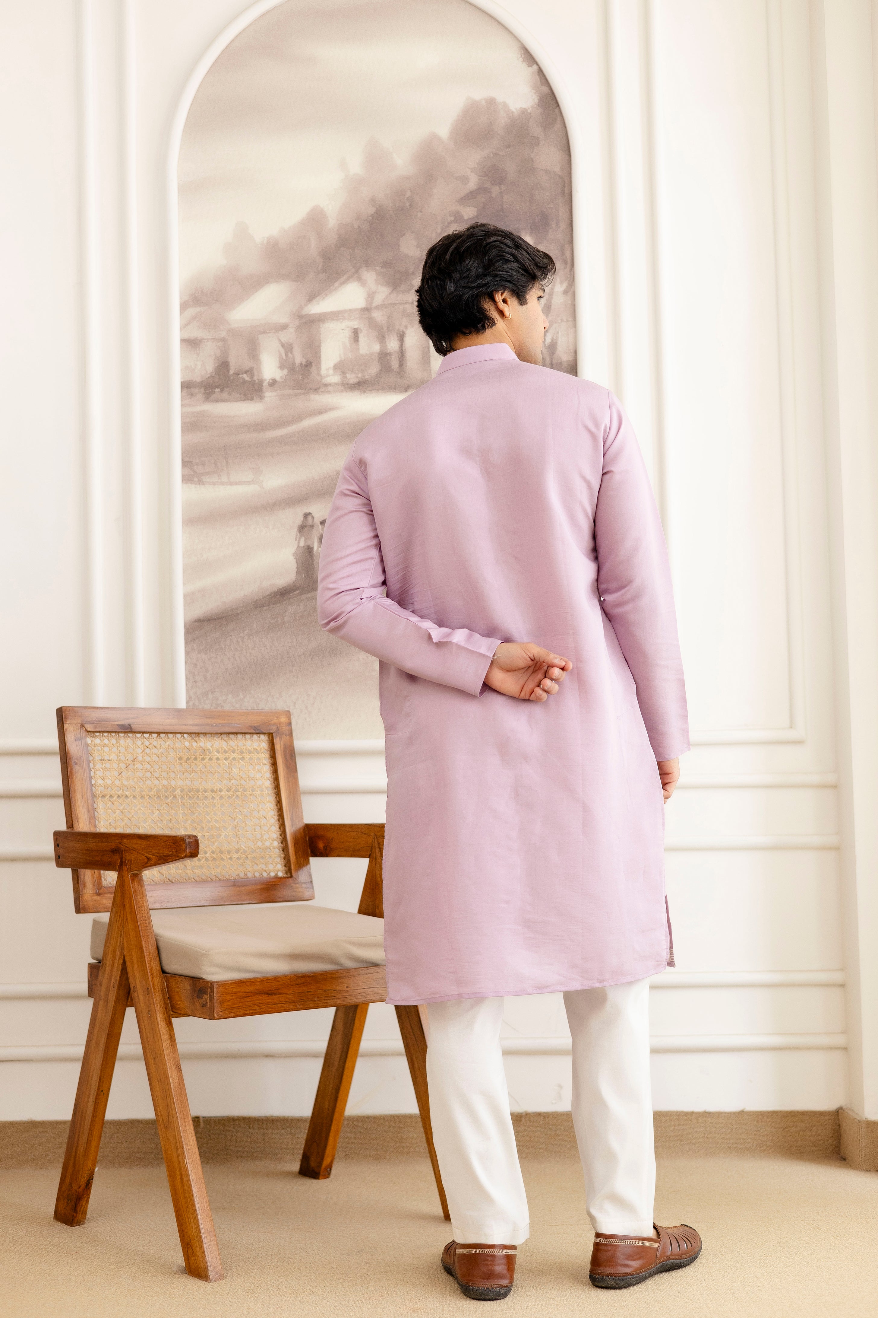 Designer Men’s Kurtas With Traditional Indian Craft
