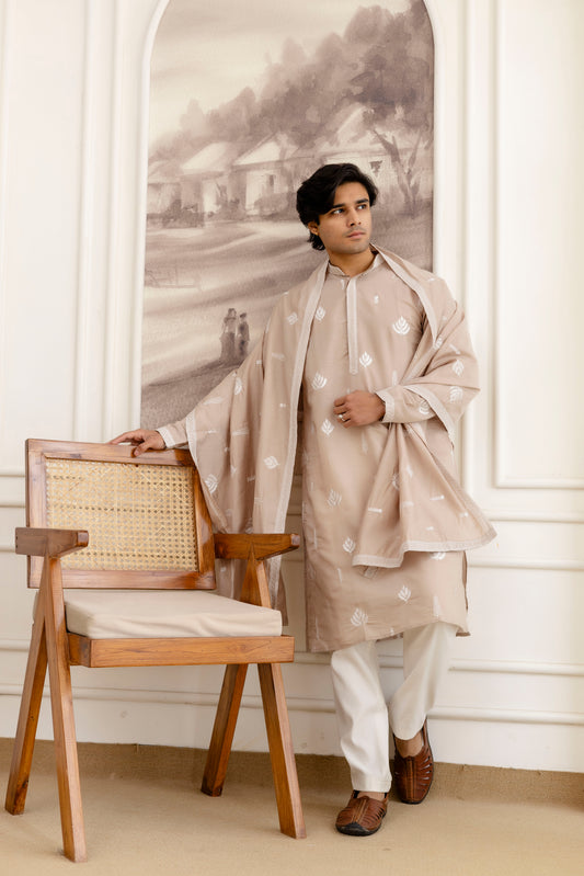 Elegant Traditional Kurtas For Modern Men With Duptta