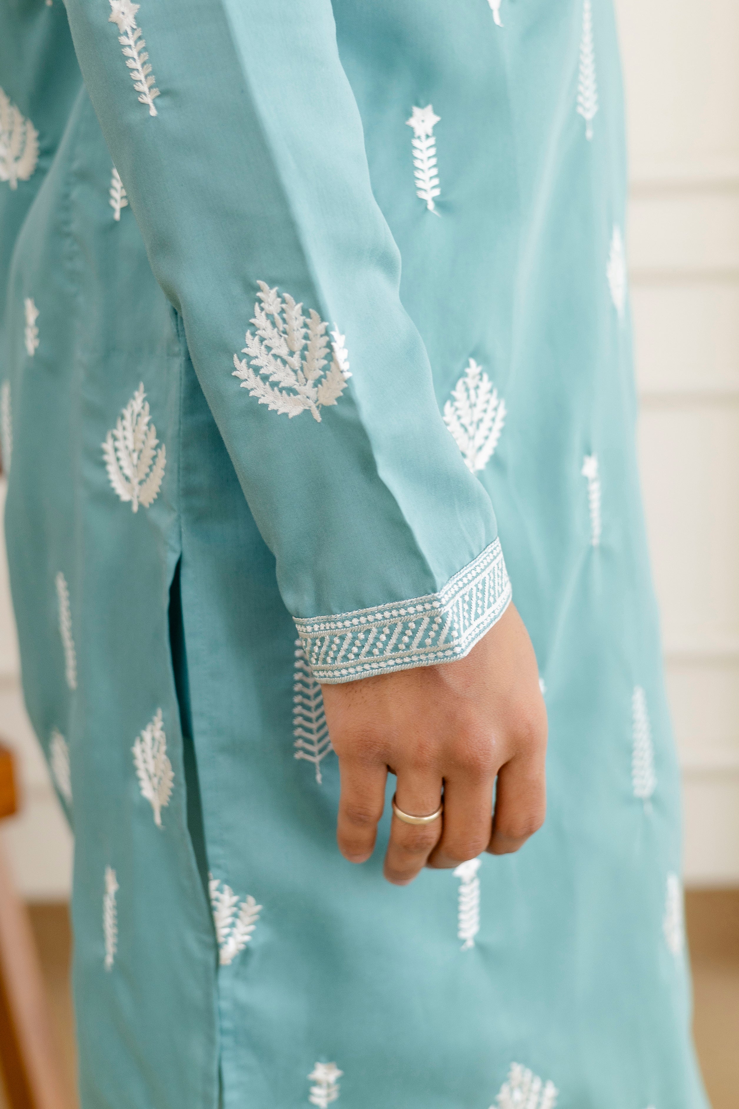 Elegant Traditional Kurtas For Modern Men With Duptta